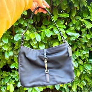 Y2K vintage coach hand bag shoulder (Gucci Jackie inspired)